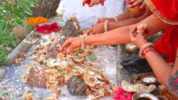 Why Devotees Prefer Ujjain Pandits for Powerful Vedic Pujas