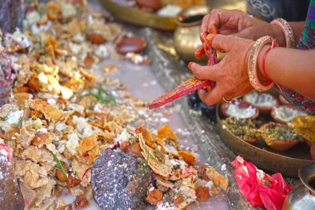 How to Identify Kaal Sarp Dosh from Kundli