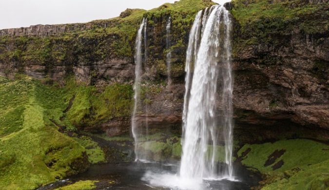 iceland-landscape-beautiful-waterfall_23-2149099952